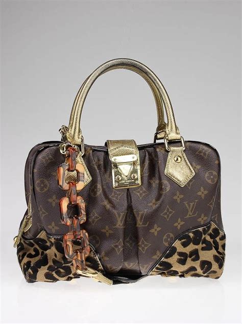 Louis Vuitton animal trade